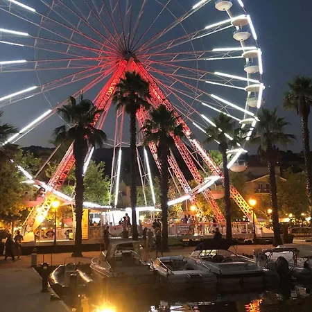 3 Pieces Avec Parking, Animaux Admis, - Fr-1-251-374 Le Lavandou