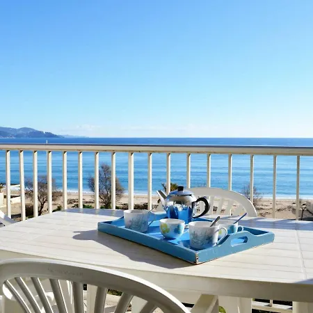 Appartement 3 Pièces Avec Parking, Animaux Admis, - Fr-1-251-374 Le Lavandou