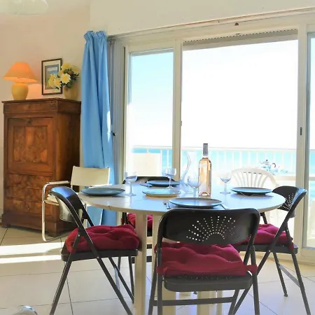 Appartement 3 Pièces Avec Parking, Animaux Admis, - Fr-1-251-374